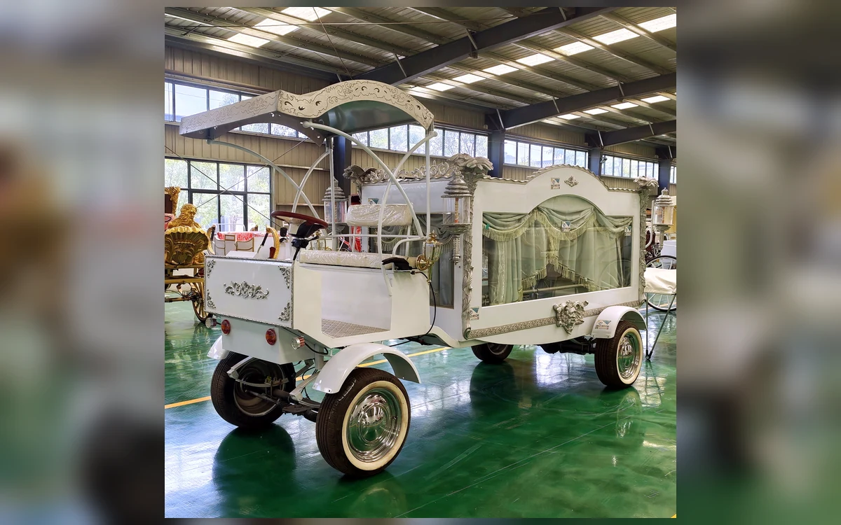 Huajia Royal Funeral Coach - Funeral Coach by Huajia Machinery. The Huajia Royal Funeral Coach is a white ceremonial hearse carriage designed fo
