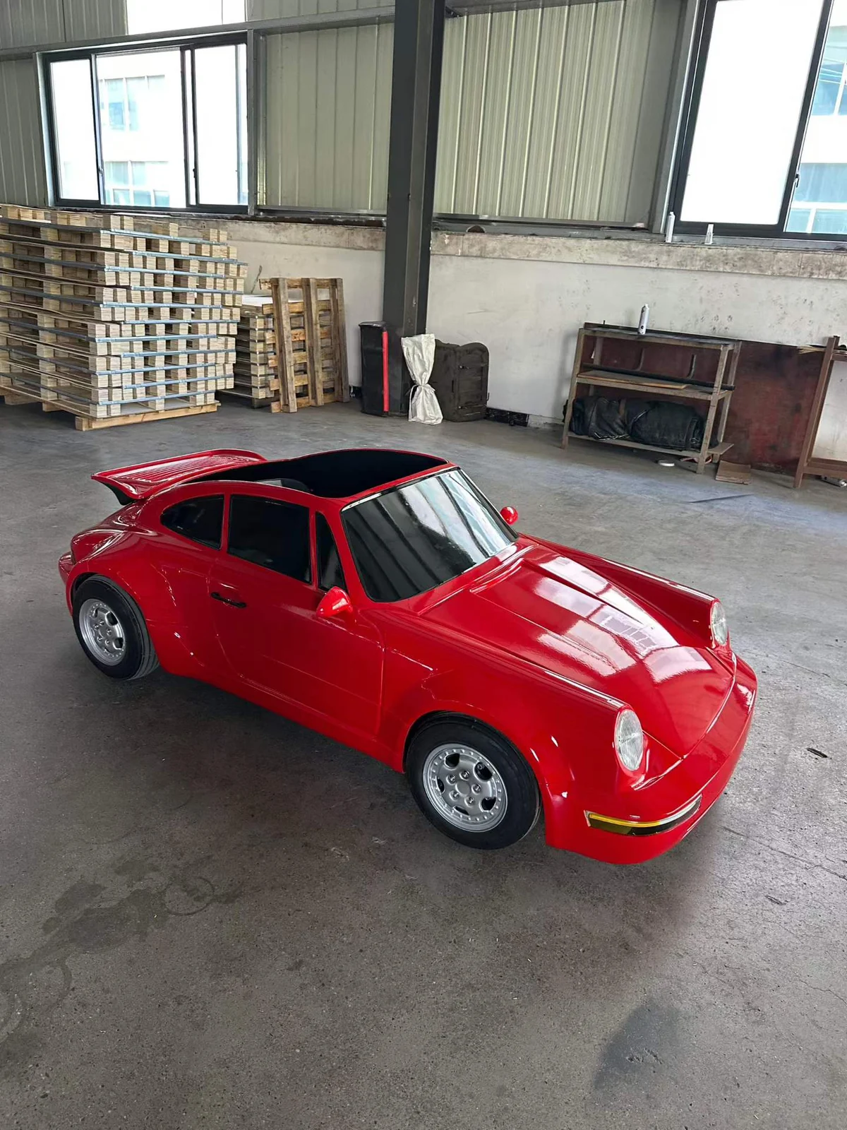 Huajia 72V 2500W Classic 964 Retro Replica Electric Drift Sports Car (80 km/h) - Retro Electric Drift Sports Car by Huajia Machinery. The Huajia 72V 2500W Classic 964 Retro Replica Electric Drift Sports Car is engineered with a mid-mo angle 8