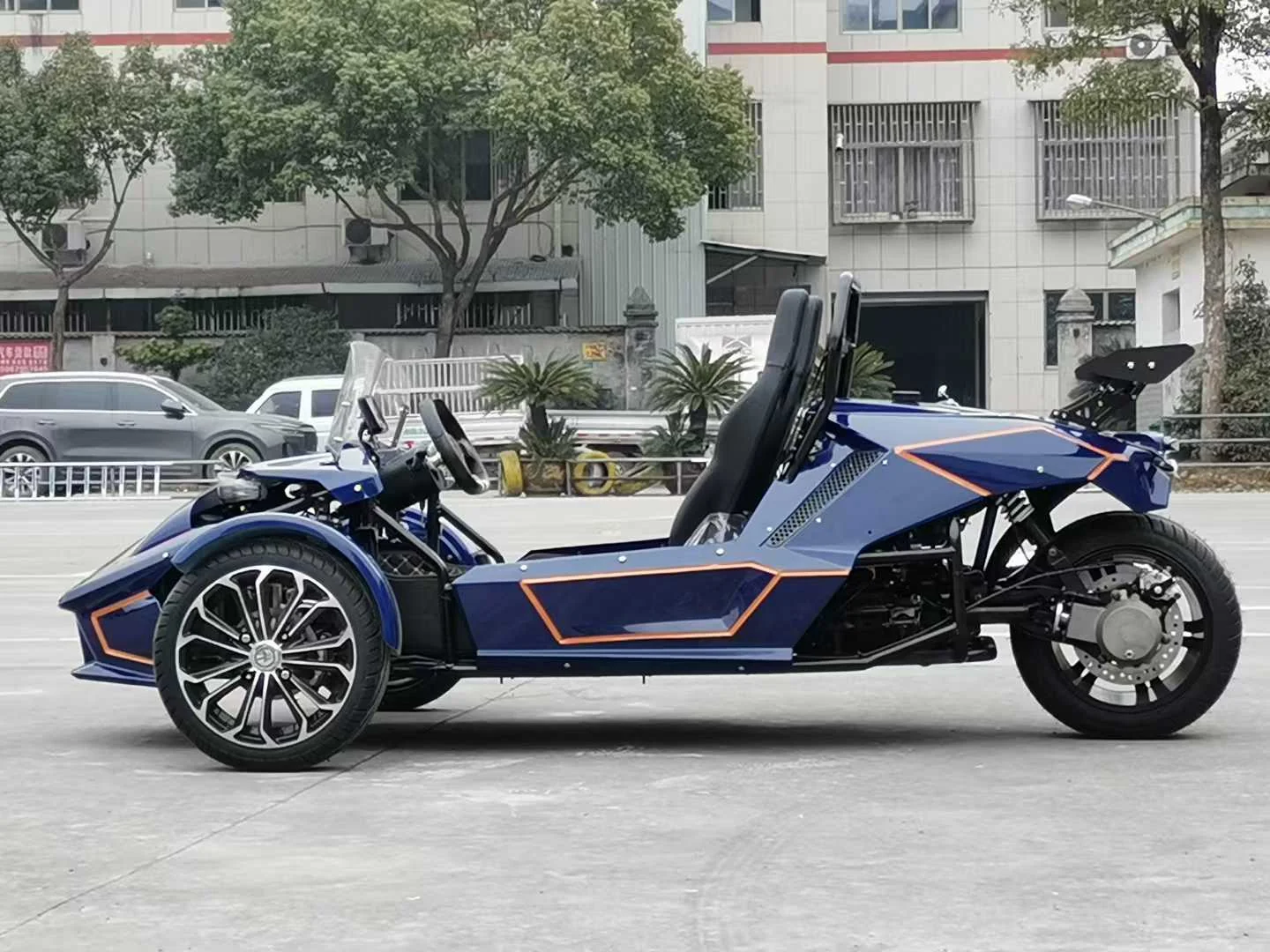 Huajia 3-Wheel Reverse Trike Roadster Racing Car (350cc Gas / 6000W-12000W Electric) - Reverse Trike Roadster by Huajia Machinery. The Huajia Reverse Trike Roadster offers flexible powertrain configurations: a high-output 350cc wat angle 2
